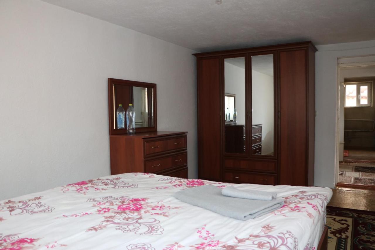 Guest House Baiel Bokonbayevo Екстер'єр фото