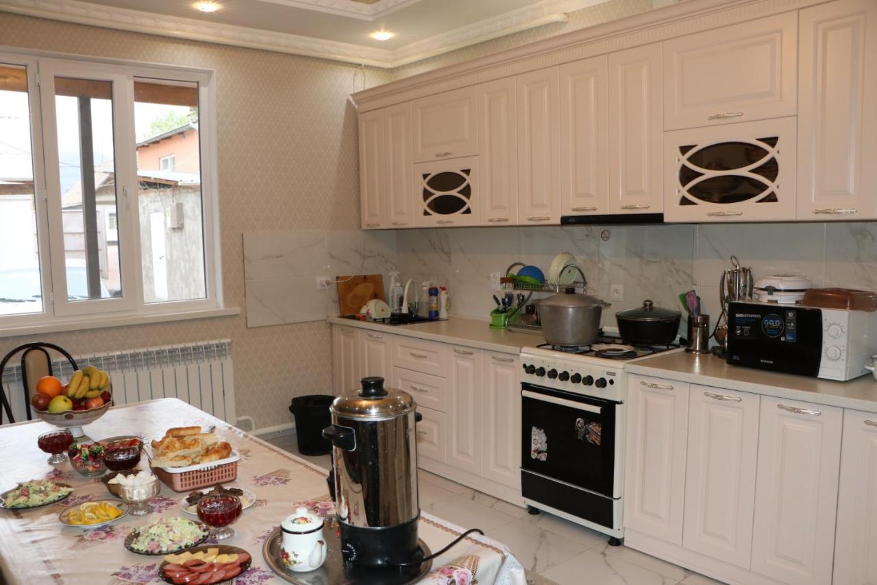 Guest House Baiel Bokonbayevo Екстер'єр фото